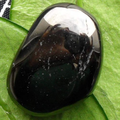 Černý jantar - gagát cca37x26x12mm — foto 2