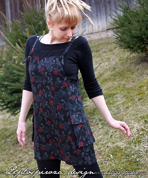 Lacláčové šaty — foto 4