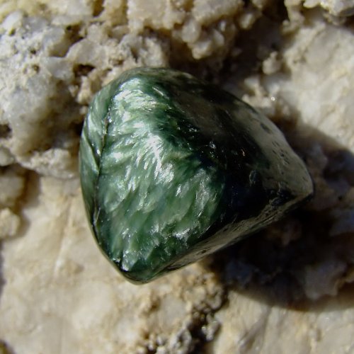 Serafinit — foto 5