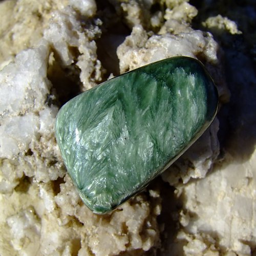 Serafinit — foto 2