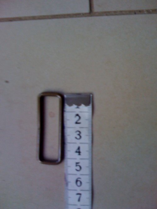 Vsuvka kovová 4 cm mosaz 2 ks — foto 2