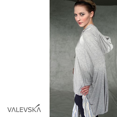 Sleepwalkers, mikina Silver. 38-40-42 — foto 2