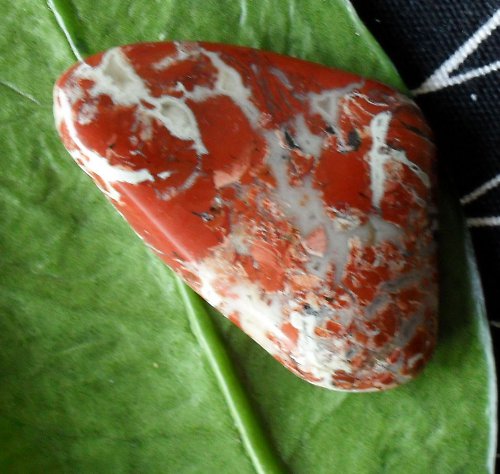 MAXI jaspis brekcie 42x28x7mm — foto 2