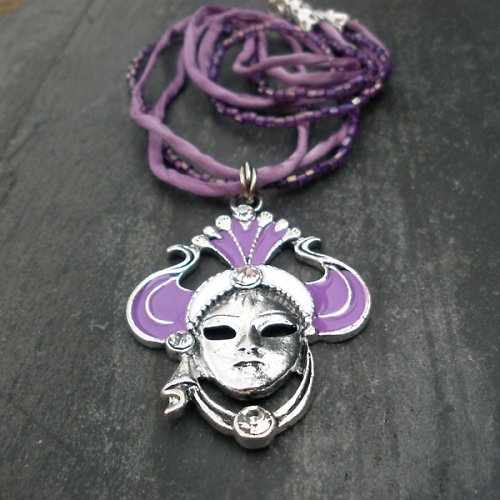 Le masque violet — foto 5