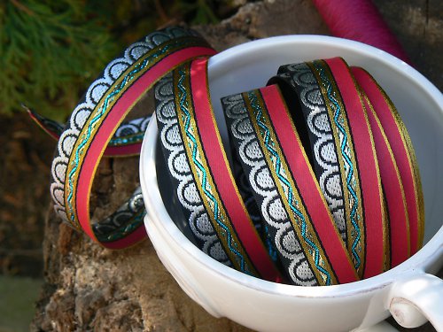 Stuha "indian pink" — foto 2