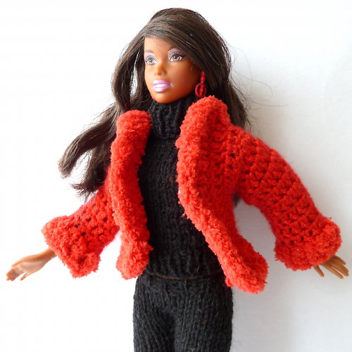Červený kabátek pro Barbie — foto 3