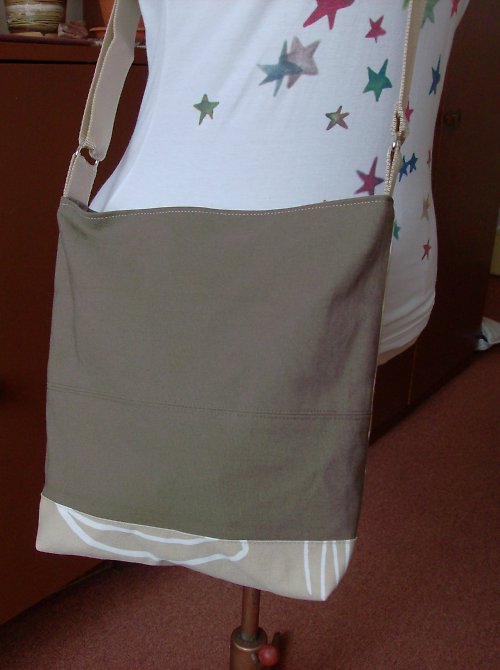 Textitní cross-body taška — foto 3