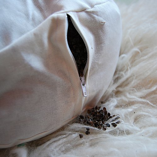 Meditační polštář "tukan" — foto 2