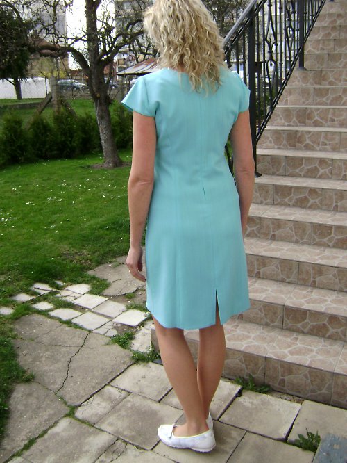 Pouzdrové šaty vel.40 — foto 4