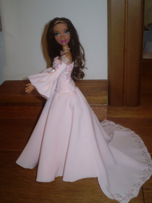 Šatičky pro Barbie — foto 2
