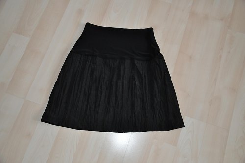 Celoroční:-) černá sukýnka — foto 2