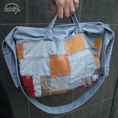 Riflová kabelka sešívaná, pestrobarevná — foto 4