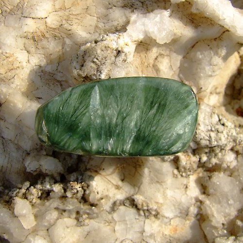 Serafinit — foto 2