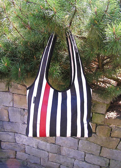Kožená kabelka STRIPED BAG - PARROT® — foto 4
