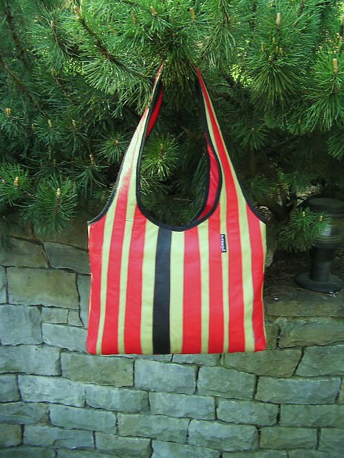 Kožená kabelka STRIPED BAG - PARROT® — foto 3