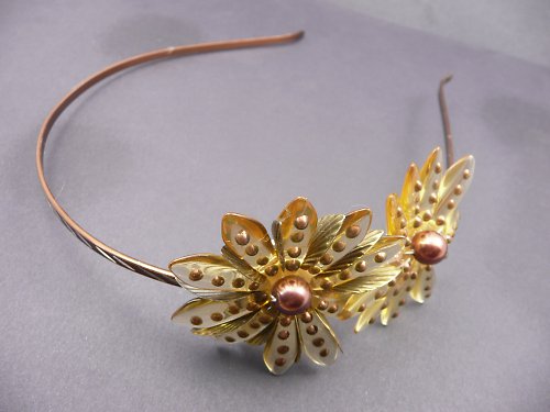 Čelenka : " Sunflowers " — foto 2