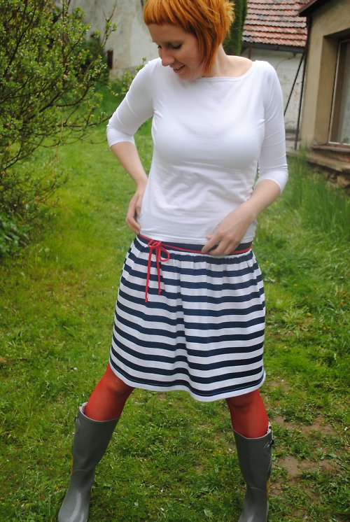 Námořnická sukénka, vel. S-M — foto 5