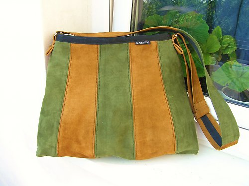 Větší kožená kabelka OLIVIA - PARROT® — foto 3