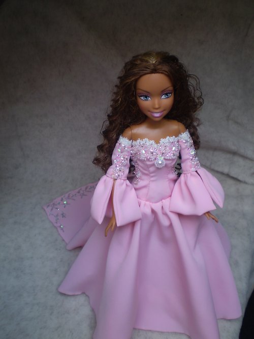 Šatičky pro Barbie — foto 2