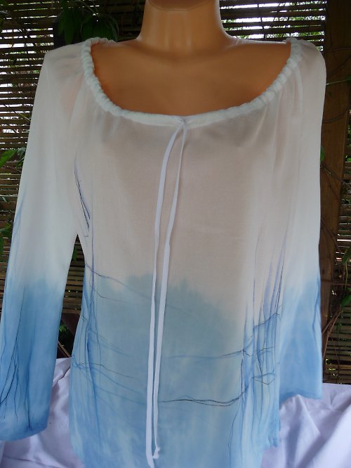 Malovaná modrá halenka — foto 5