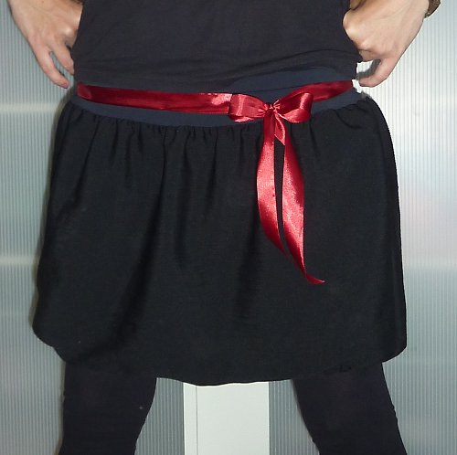 Černá sukně — foto 2