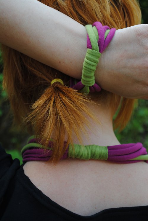 Komplet lila s hráškovou — foto 2