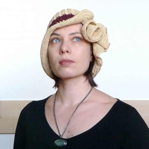 Miss nostalgia - variabilní klobouček — foto 3