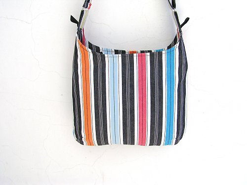 Colours - RETRO - RANDEZ VOUS - PARROT® — foto 5