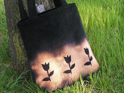 Tulipánová — foto 2