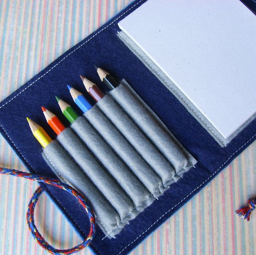 Bloček a pastelky — foto 3