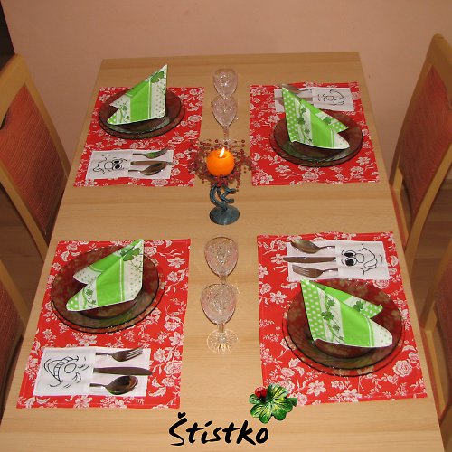 Obličejové prostírání s kapsami — foto 2