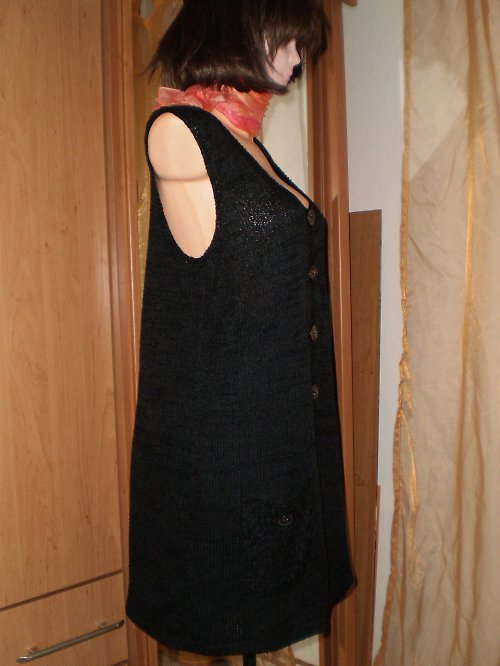 Černá vesta XXL — foto 2