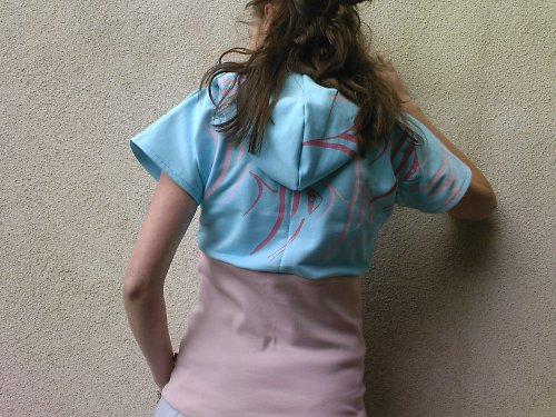 Mikina — foto 3