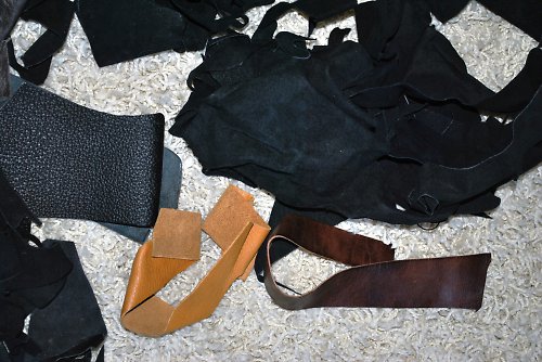 Nadbytečný materiál - kůže a koženky — foto 3