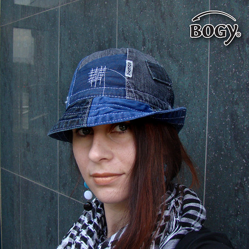 Vícebarevný džínový klobouk Pampalíny 841/55-56cm — foto 3