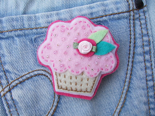 Cupcake růžový - brož — foto 2