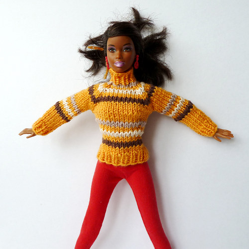 Pruhovaný svetr pro Barbie — foto 2