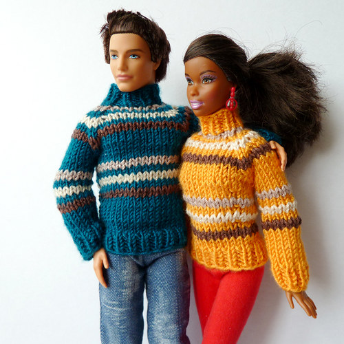 Pruhovaný svetr pro Barbie — foto 3