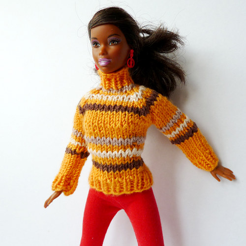 Pruhovaný svetr pro Barbie — foto 4