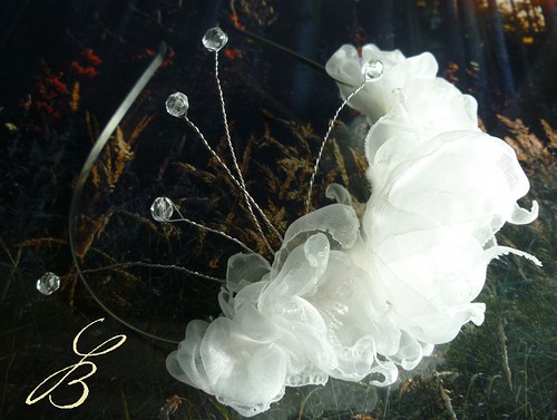 Něžné květy - čelenka SLEVA Z 333,- — foto 5