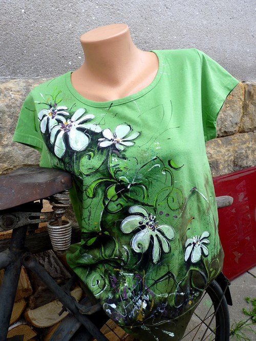 Volné triko,"KVěTY", XL,rezervace — foto 2