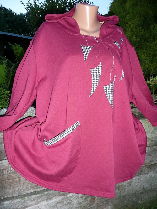 Mikča s kapucí — foto 2