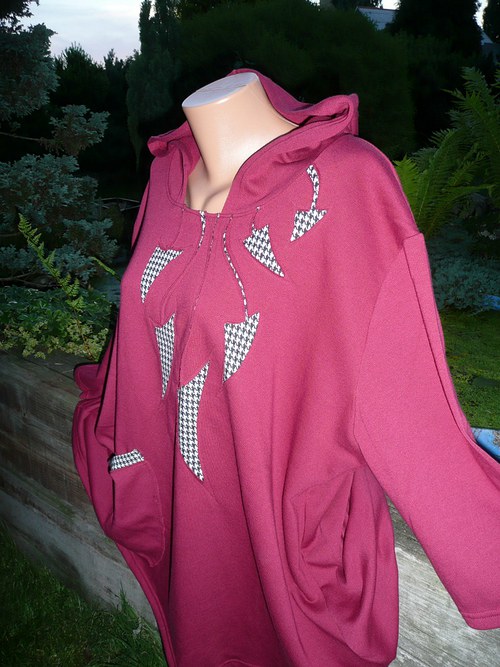 Mikča s kapucí — foto 3