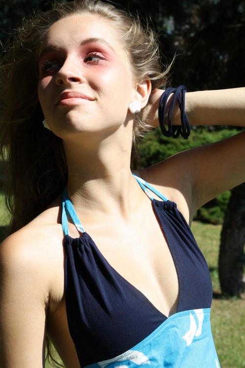 Holá záda SLEVA — foto 2