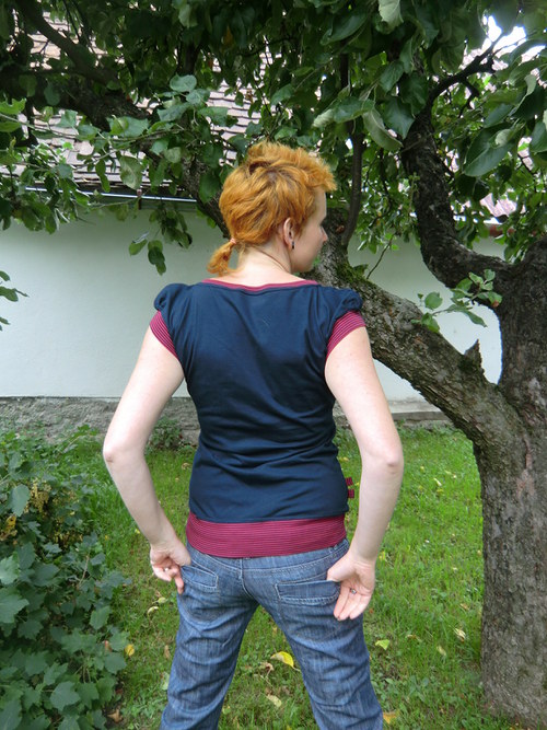 Hravé triko ve velikosti S-M — foto 3