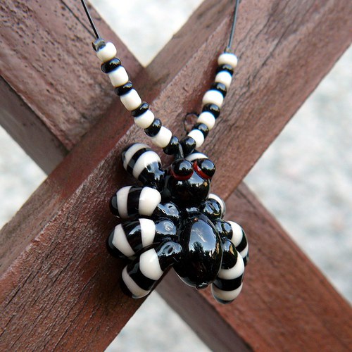 Tarantule - vinutá perle — foto 3
