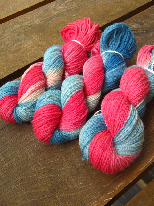 100% ovčí vlna - Bubble gum — foto 2