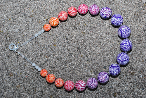 Violet (and more) spirals / korále — foto 4