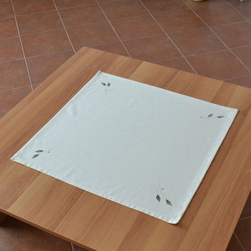Dekorativní ubrus — foto 2