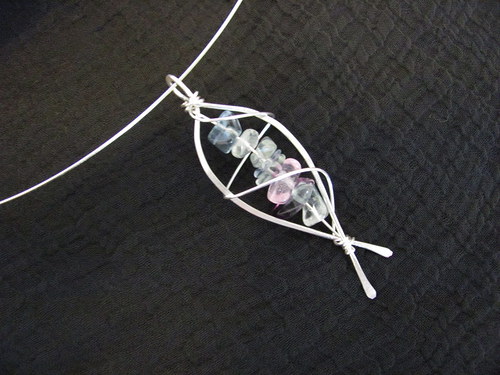 Spoutaný fluorit — foto 2